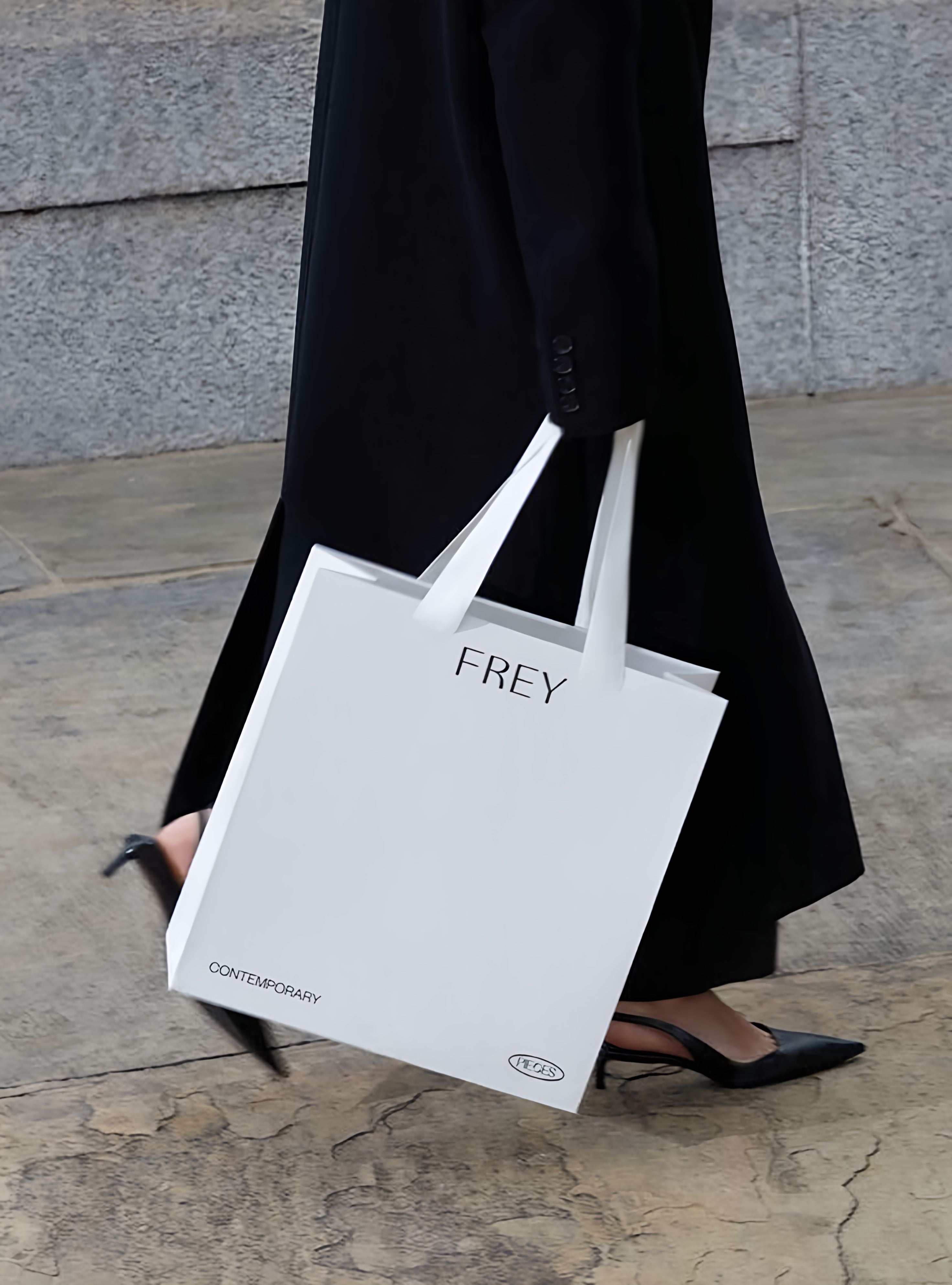 Custom Logo Paper Shopping Bags