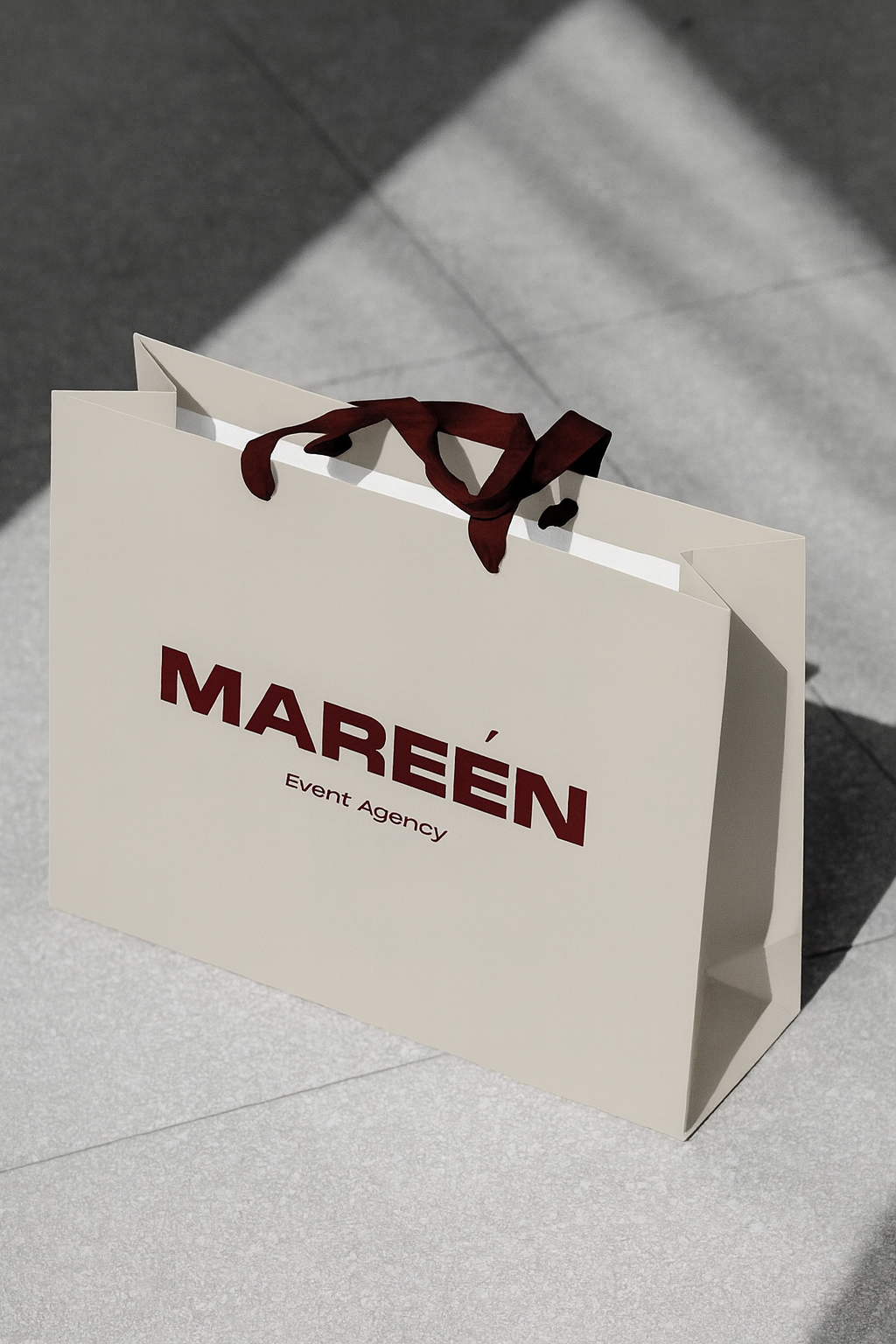 Custom Logo Paper Shopping Bags